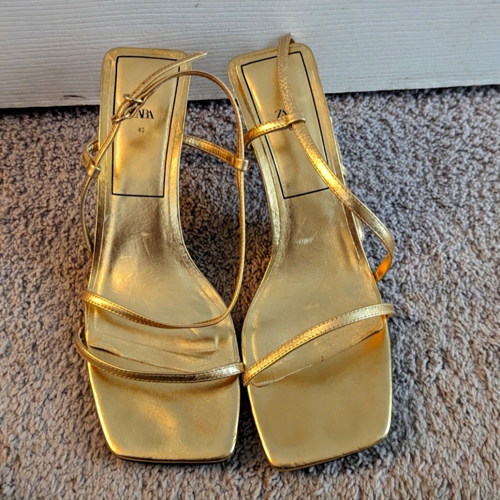Zara Gold Kitten Heel